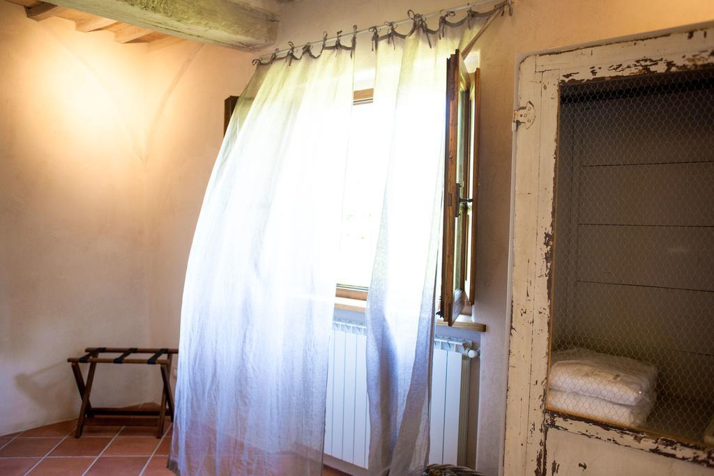 Agriturismo Humile キアンチャーノ・テルメ エクステリア 写真