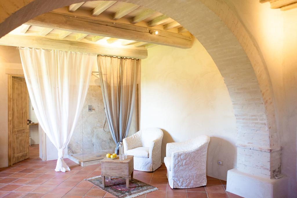 Agriturismo Humile キアンチャーノ・テルメ エクステリア 写真